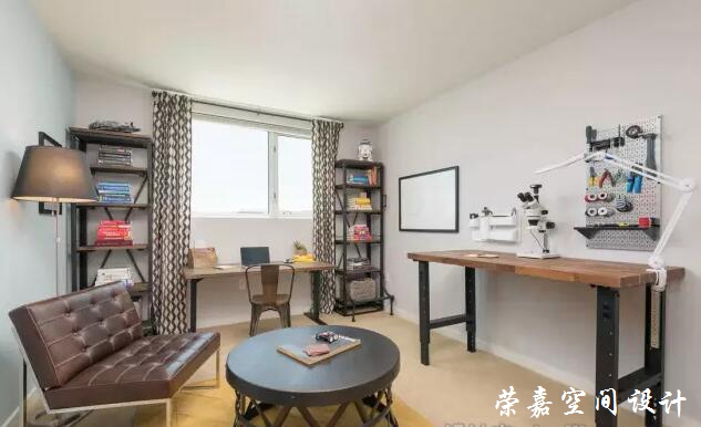 書房這么美，還能專心地看書嗎？