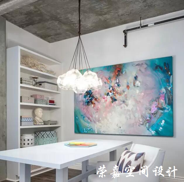 書房這么美，還能專心地看書嗎？