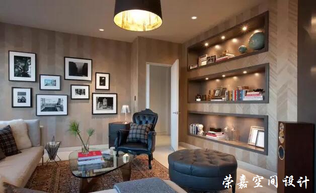 書房這么美，還能專心地看書嗎？