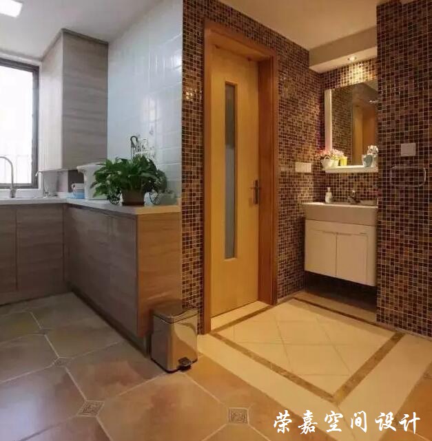 你關(guān)心過廁所門的選擇嗎？后悔沒早點發(fā)現(xiàn)！
